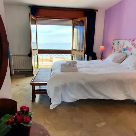 Ra Paraiso Bed & Breakfast